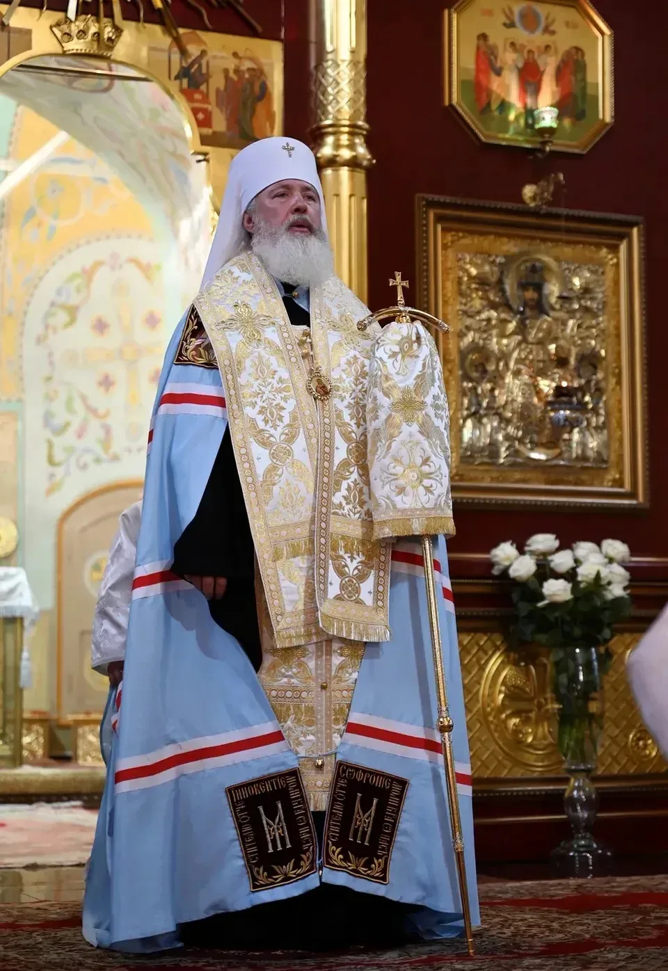 Праздничное всенощное бдение с акафистом святителю Николаю Чудотворцу в канун дня памяти о перенесен