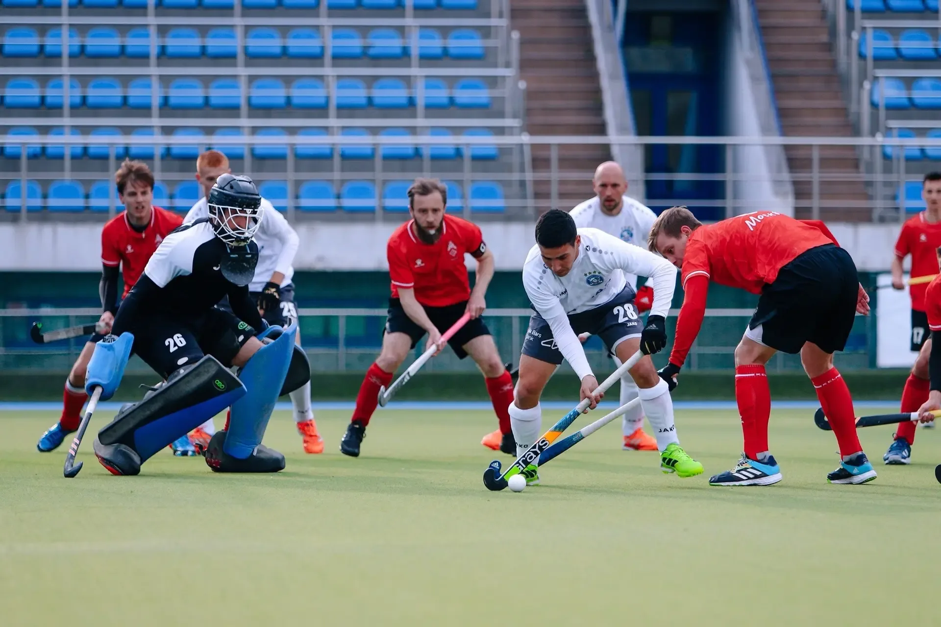 🏑 Мужской «Восток» стартовал с поражения в Суперлиге чемпионата России по хоккею на траве 😔  Игры, п