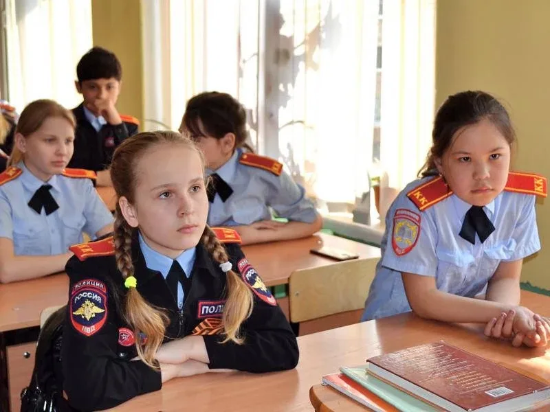 👮‍♂️ Во Владивостоке появятся новые полицейские классы.  Полицейские классы откроются в школах № 40,