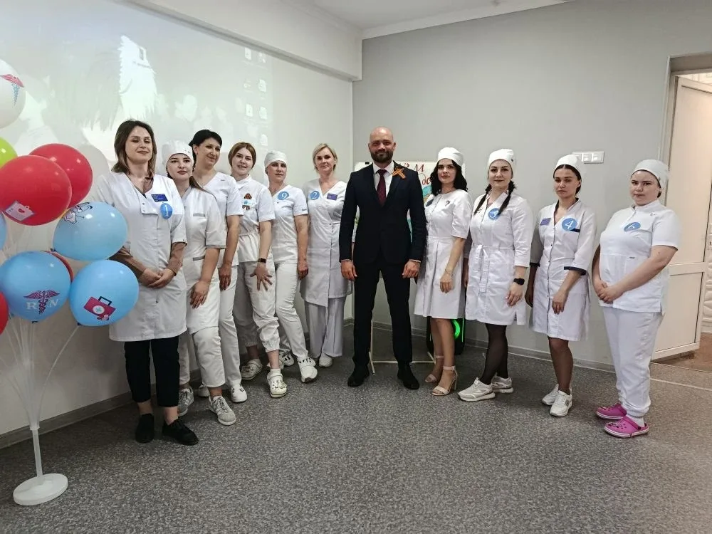💉 Медсестры Красноармейской ЦРБ сегодня не только ставили уколы и помогали пациентам, но ещё и… пели