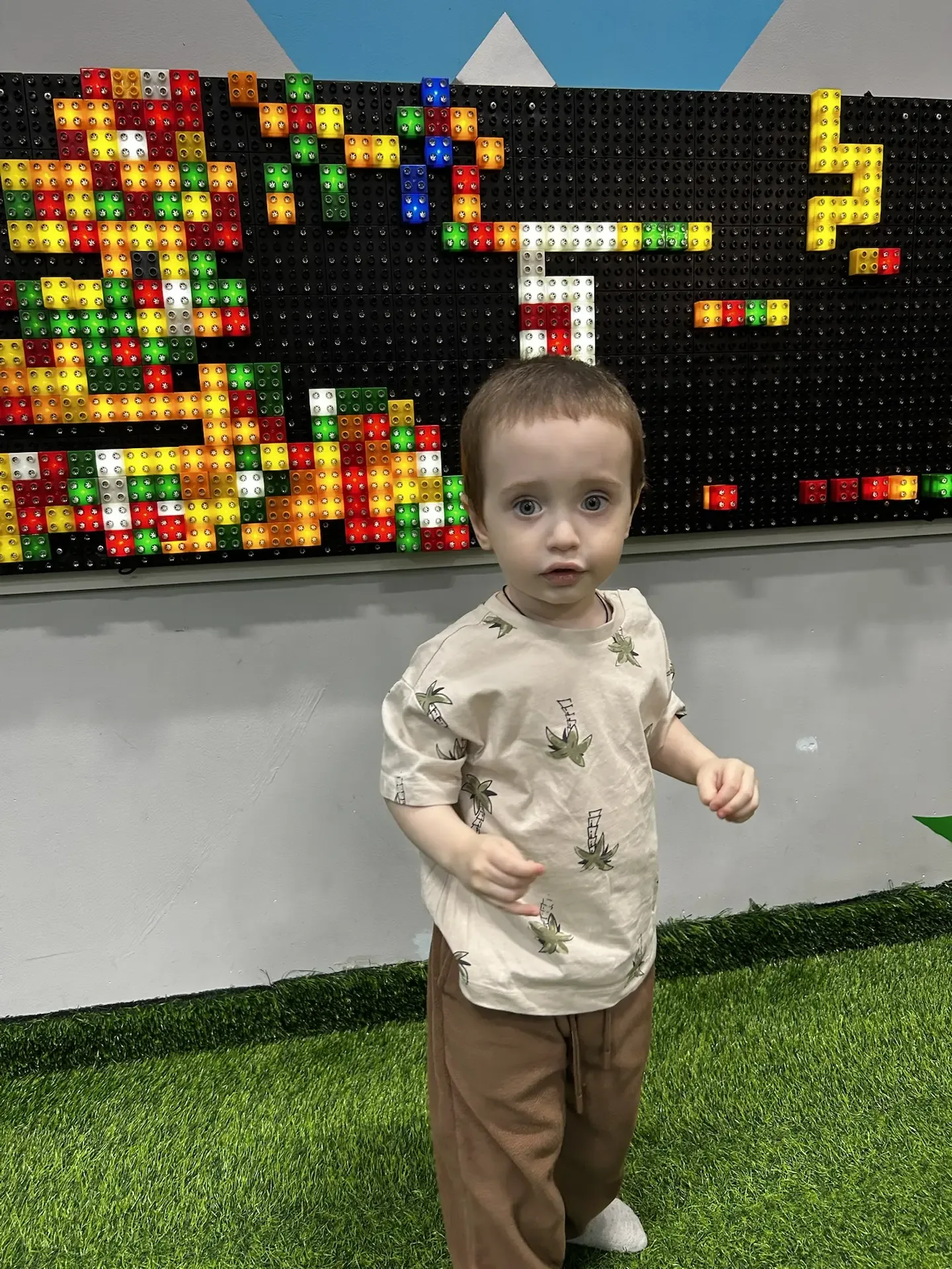 Наигрался сегодня Даня, на ночной сон уснул за 10 минут 🤣
