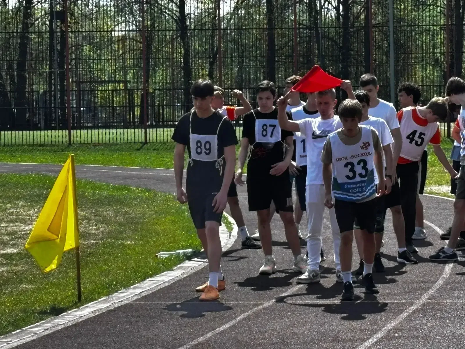 Долгожданная бронза! 🏆  8 мая на стадионе ФК «Сатурн» завершился финал муниципального этапа «Президе