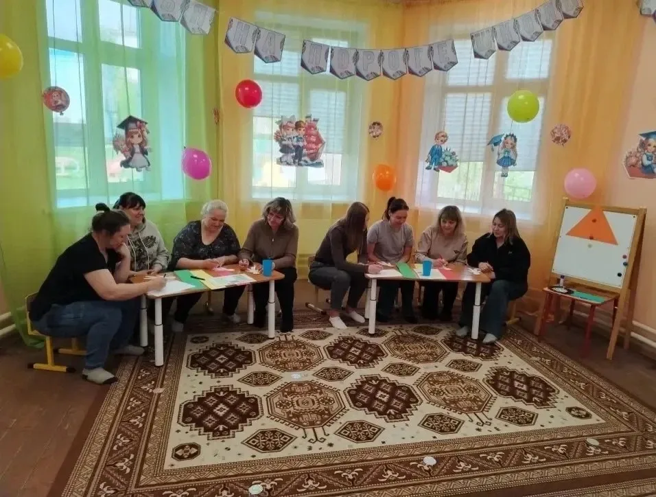 📚🎯🖍️ Перед поступлением в первый класс очень важно вооружить родителей первоклассников необходимыми 