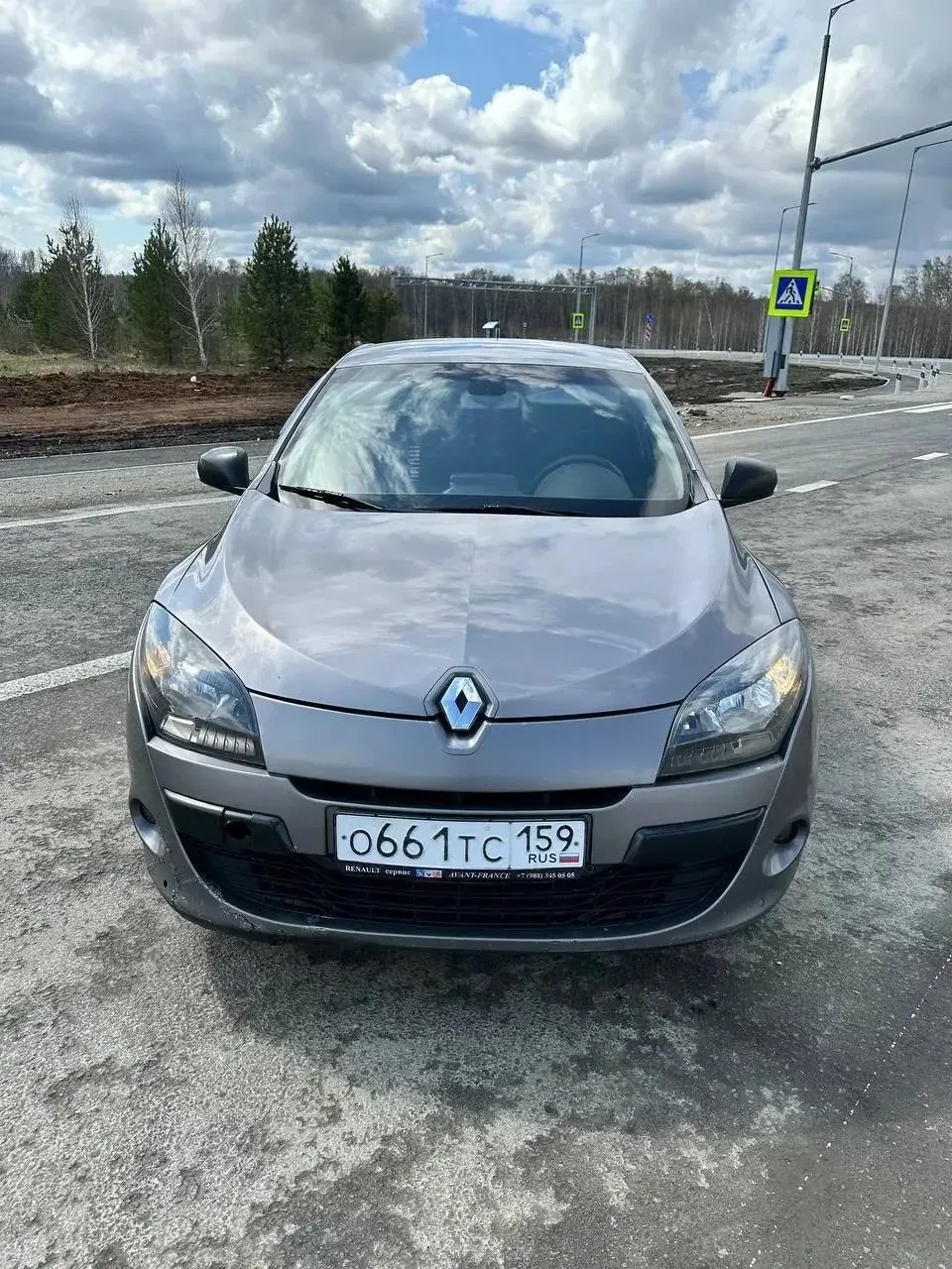 Renault Megane 1.5 дизель АМТ 2011 год  Универсал. Пробег -280 000 км. В хорошем состоянии, незначит