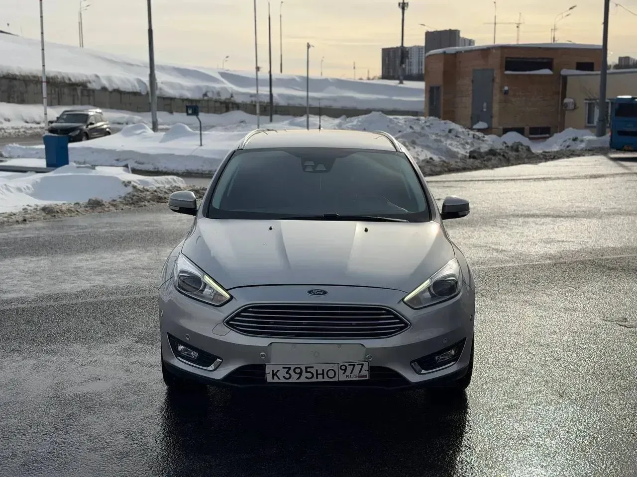 Ford focus 3 рест  1.5t АКПП 2018 год  Комплектация Titanium  На полноценном автомате  В максимально