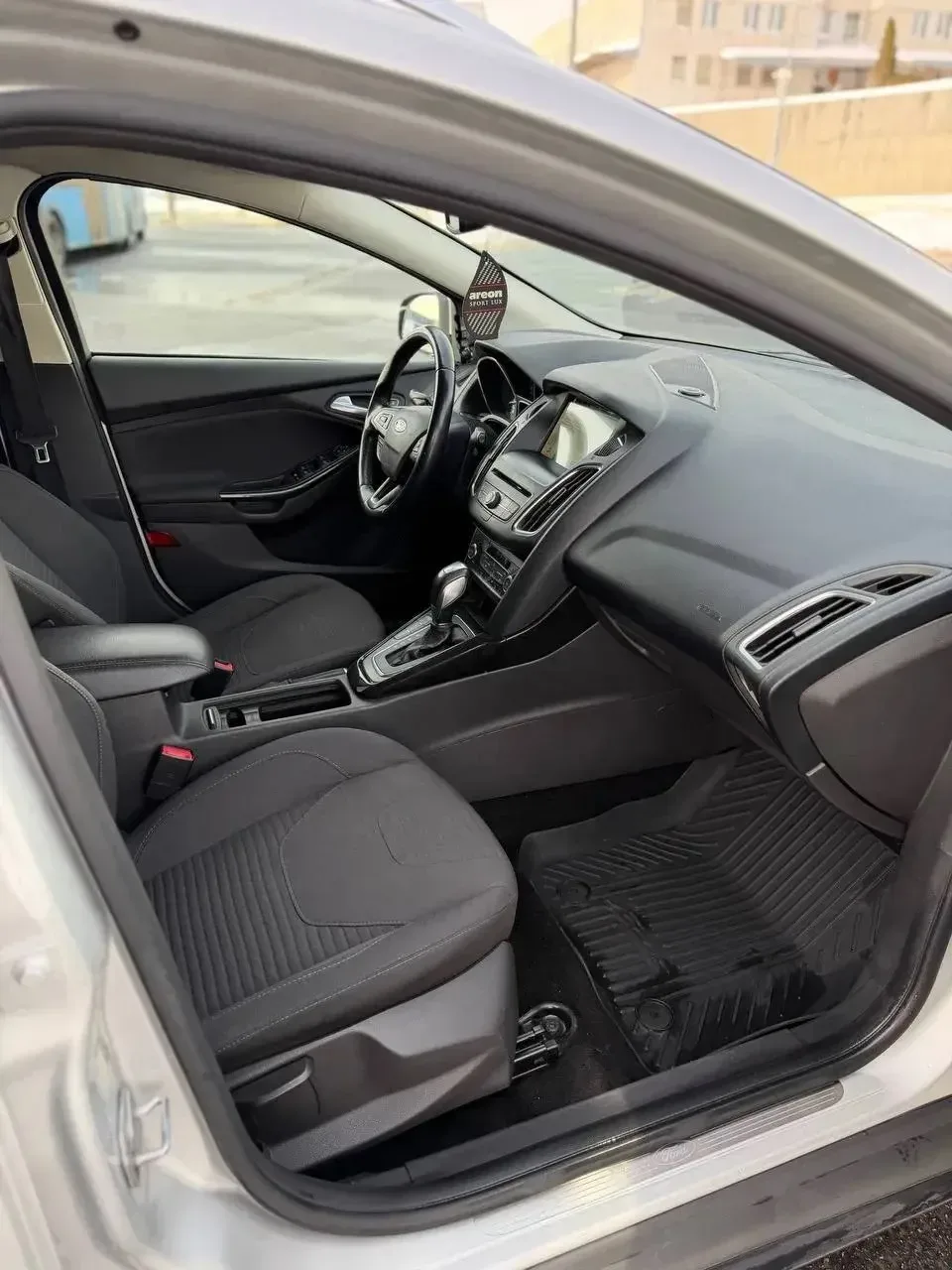Ford focus 3 рест  1.5t АКПП 2018 год  Комплектация Titanium  На полноценном автомате  В максимально