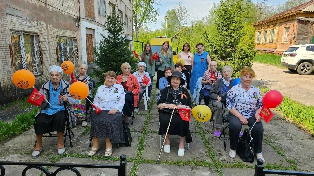 Встреча поколений в Серпуховском колледже: «Память, объединяющая сердца» В преддверии Дня Победы в В