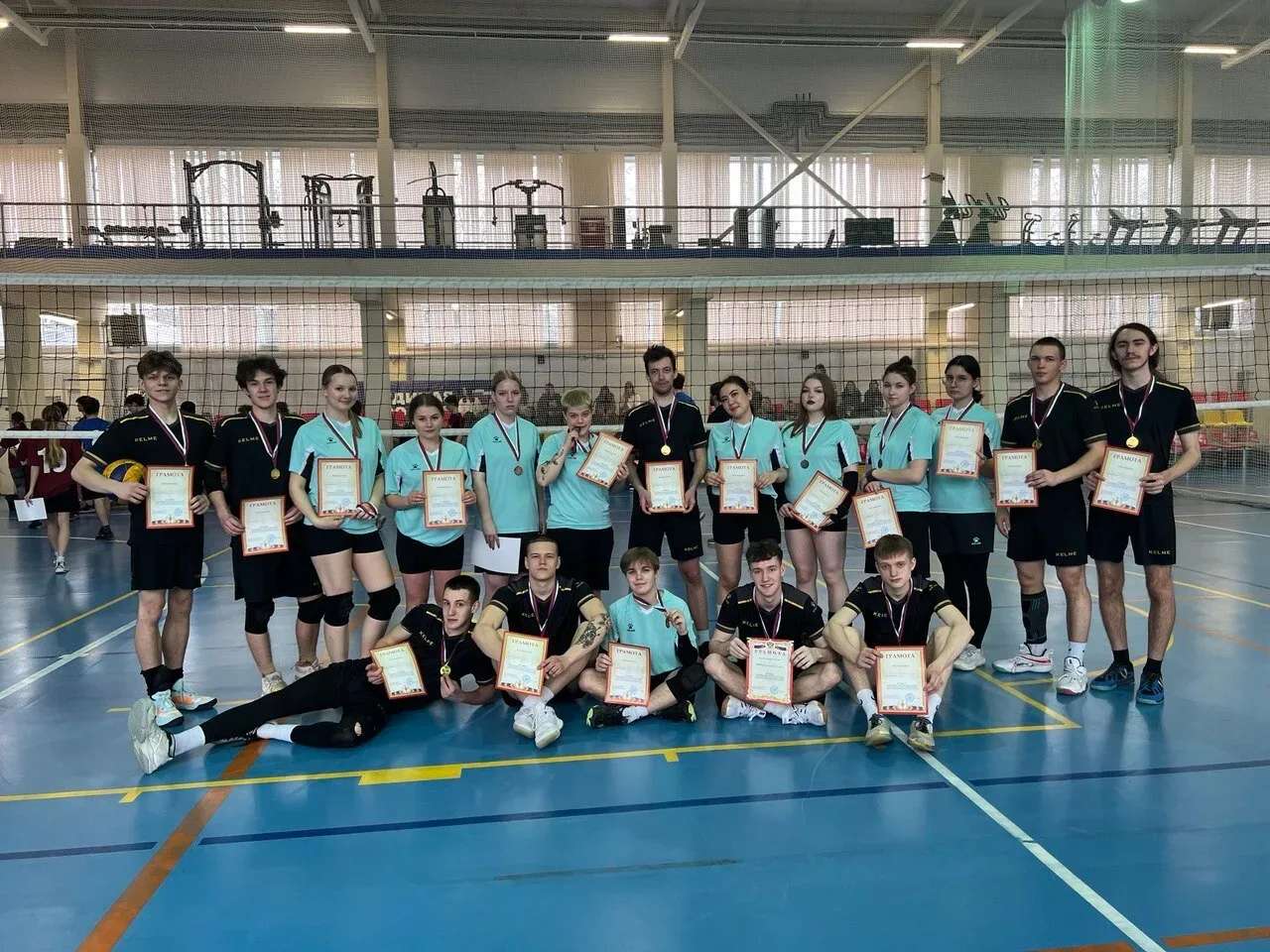 Долгожданное золото по волейболу среди студентов! 🥇  25 апреля 2025 года в г.о. Серпухов состоялись 