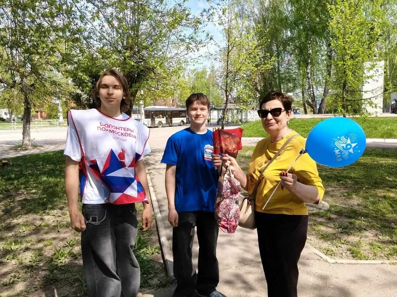 Всероссийская акция «Георгиевская ленточка» в Серпухове В преддверии 81-й годовщины Победы в Великой