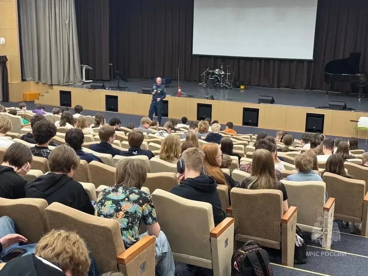 🔘В Западном округе столицы прошёл Всероссийский открытый урок культуры безопасности  Сотрудники 5 ТО