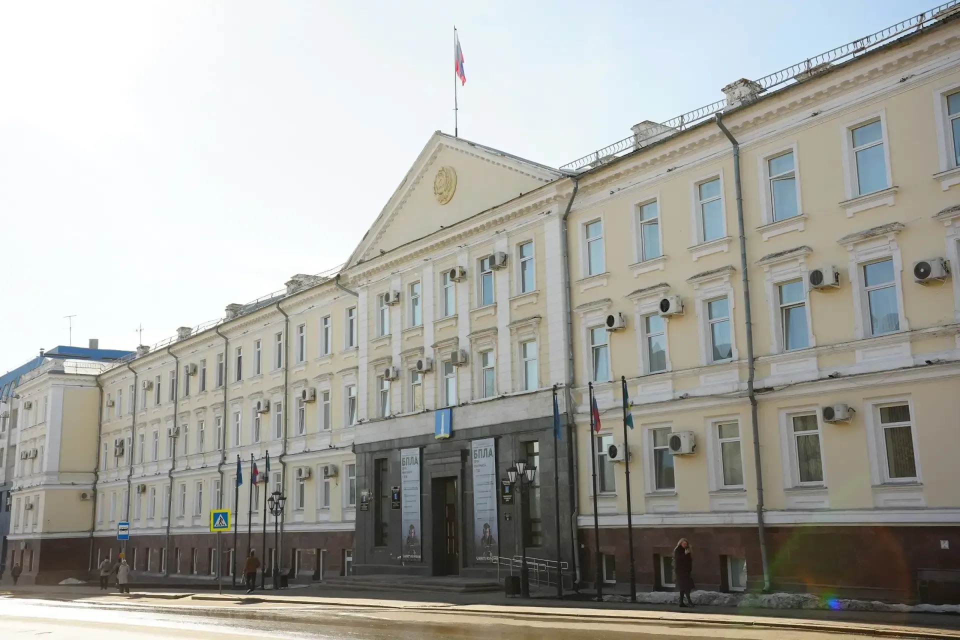 Определил задачи и направления деятельности администрации Ульяновска и подведомственных структур на 