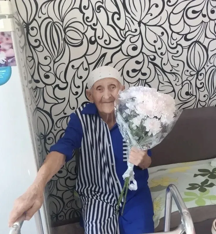 💫 Сегодня 102 года исполнилось старейшей жительнице Поронайского района  Гадиля Ахметгареевна Файзул