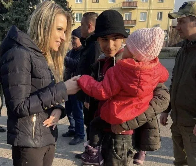 🇷🇺Сегодня отмечается двенадцатая годовщина референдумов о самоопределении ДНР и ЛНР  Люди проголосов
