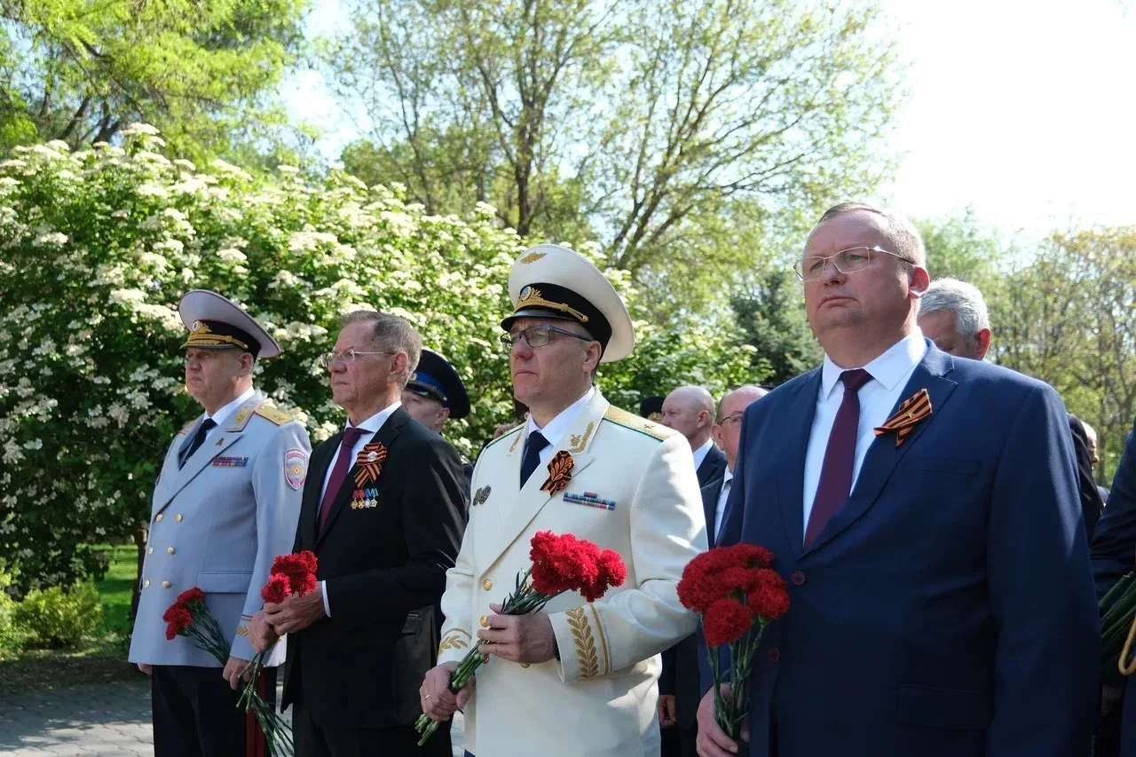 🎗️Прокурор Астраханской области принял участие в торжественном мероприятии, посвященном Дню Победы в