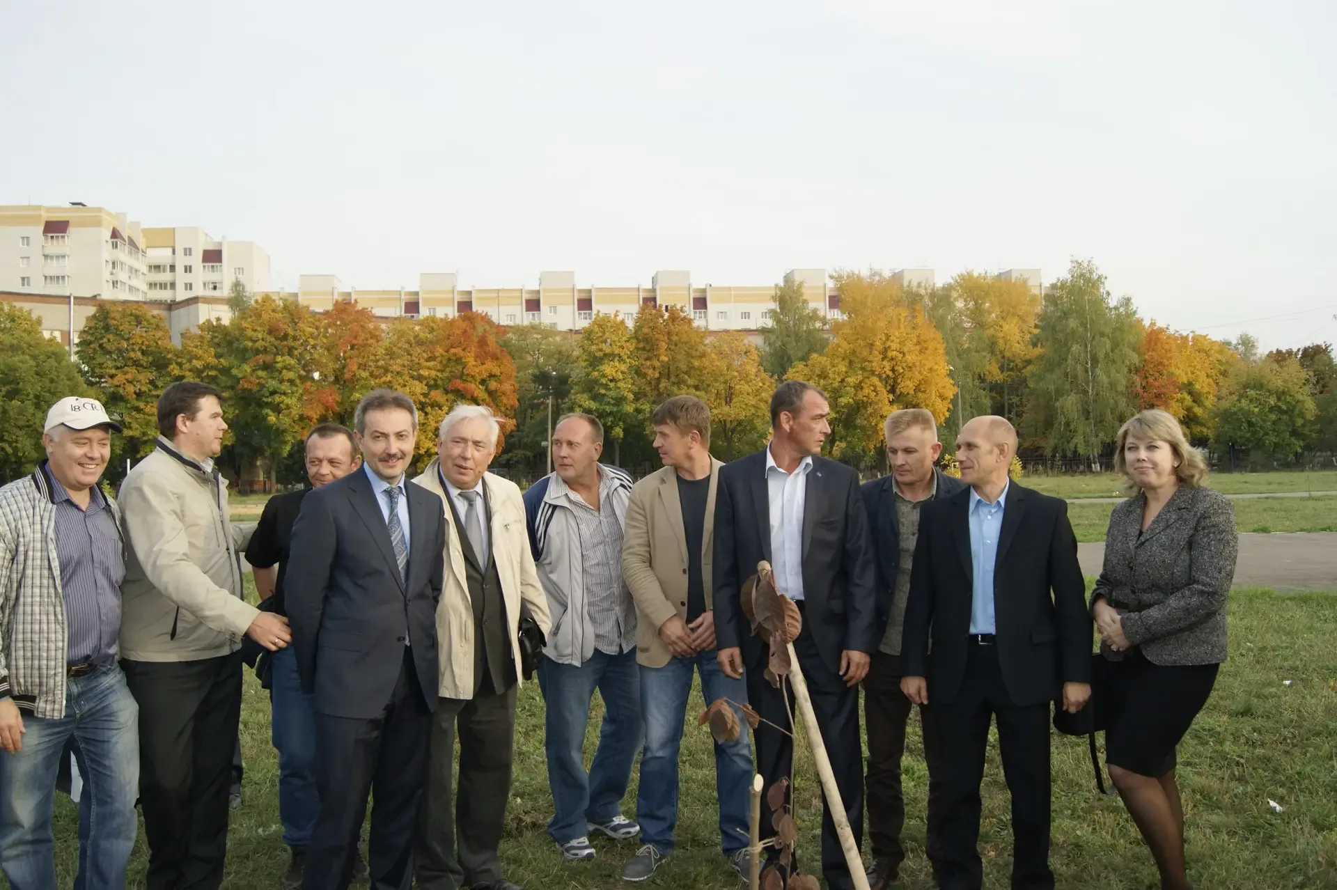 🌸 Жизнь 1:1: Прогулка сквозь годы по Аллее выпускников АрхСиТ ✨🏛️  Май в нашем институте — это время