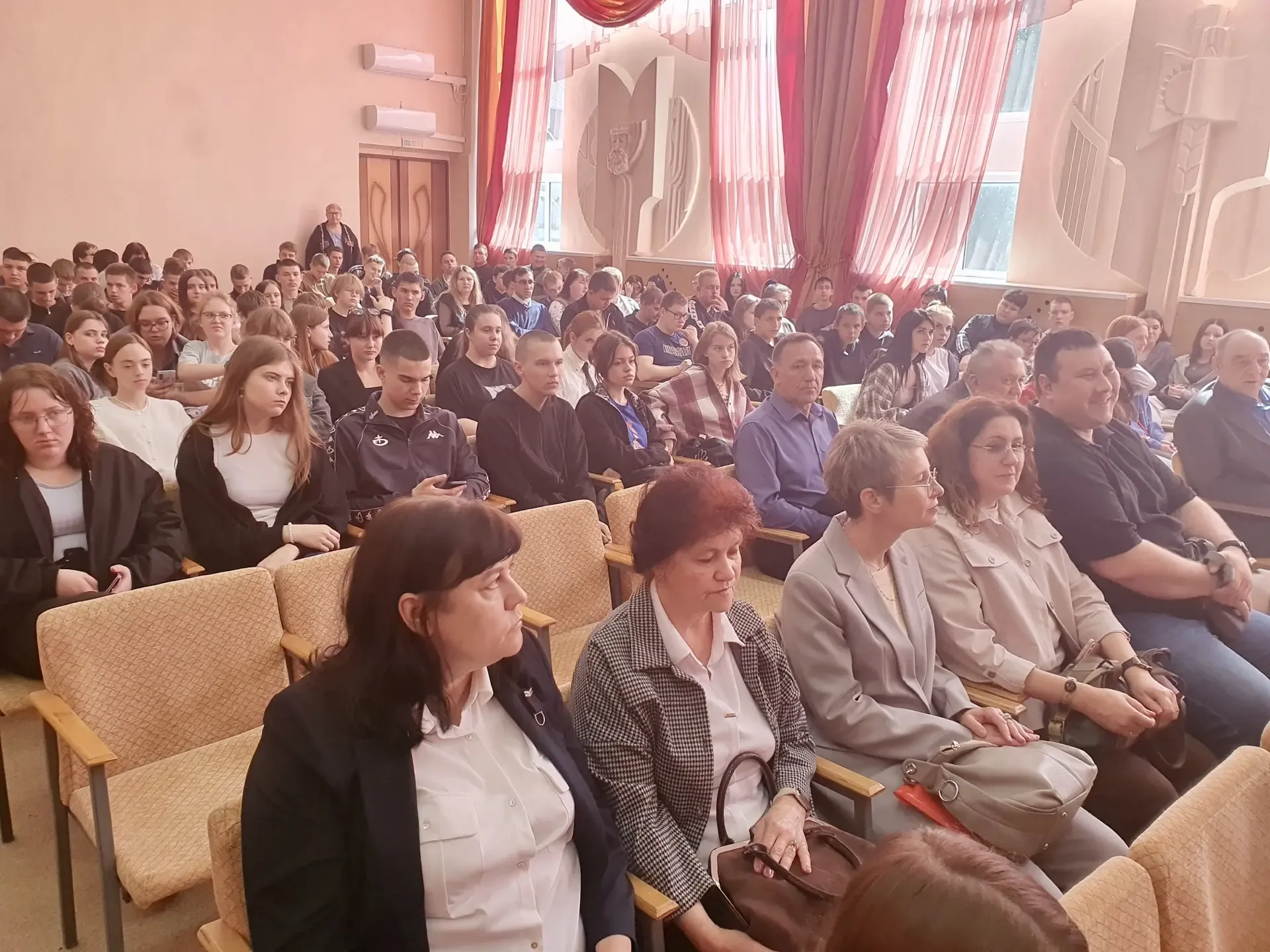 🚜 Эксперты АрхСиТ на страже профессионализма: региональный этап конкурса «Лучший по профессии»! ✨⚖️ 