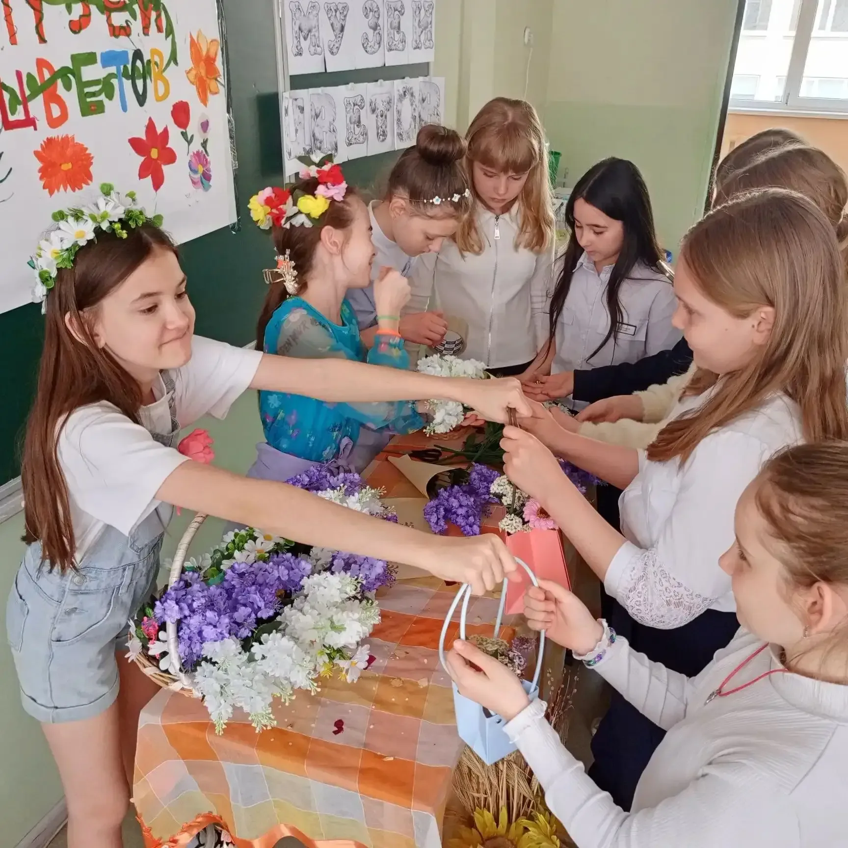 В 4Д классе МБОУ "Школа №110" под руководством классного руководителя Мироновой И.В. прошло яркое и 
