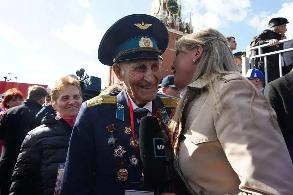 🎗Ветеранам ВОВ в России выплатят по 10 тысяч к 9 Мая    Для сравнения: в Казахстане к 9 Мая ветерана