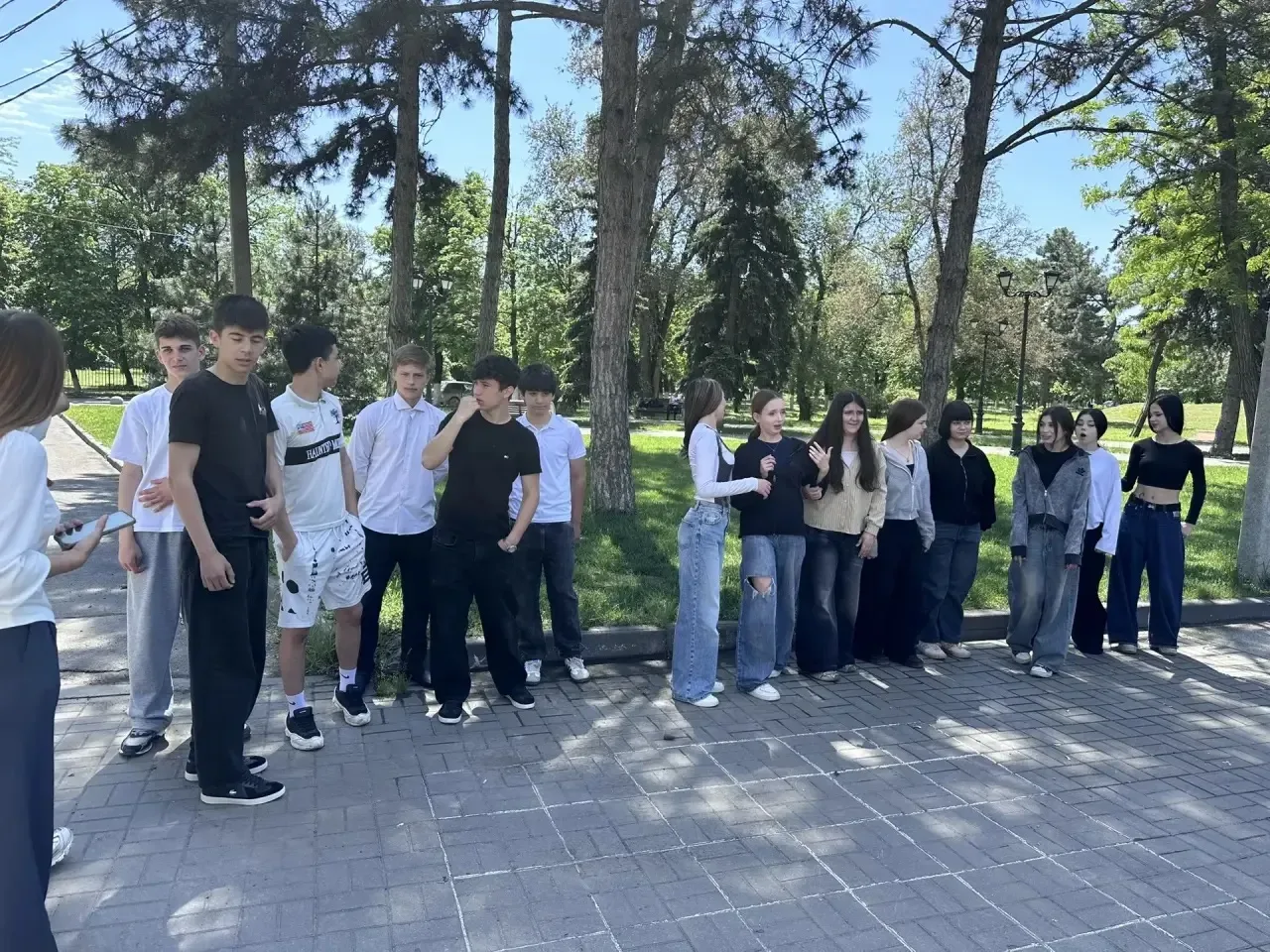 🌟 В Азове прошло профилактическое мероприятие «Прорыв» для подростков   👩‍🎓Ученики МБОУ СОШ №17 г. А