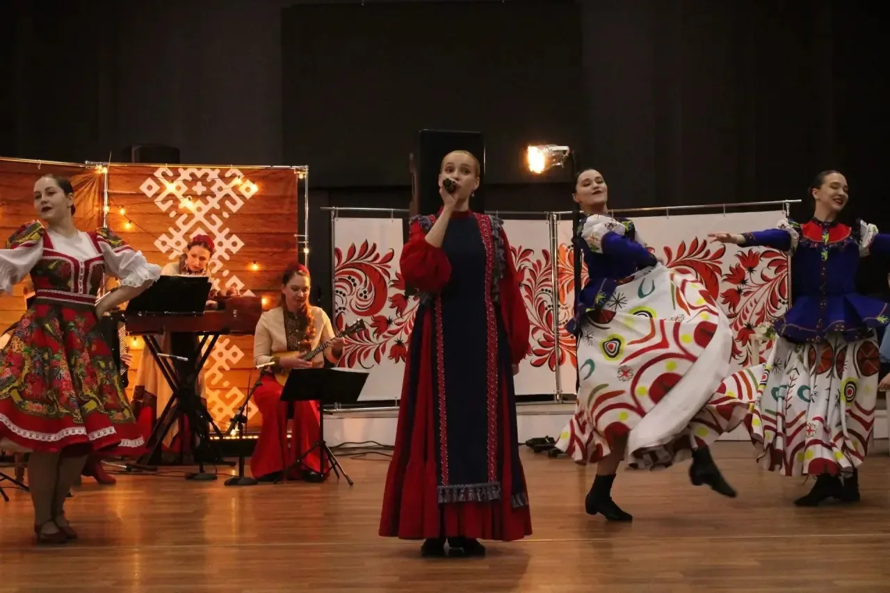 👏С задорными частушками, танцами и живой музыкой  Так в Забайкальской краевой филармонии прошёл конц