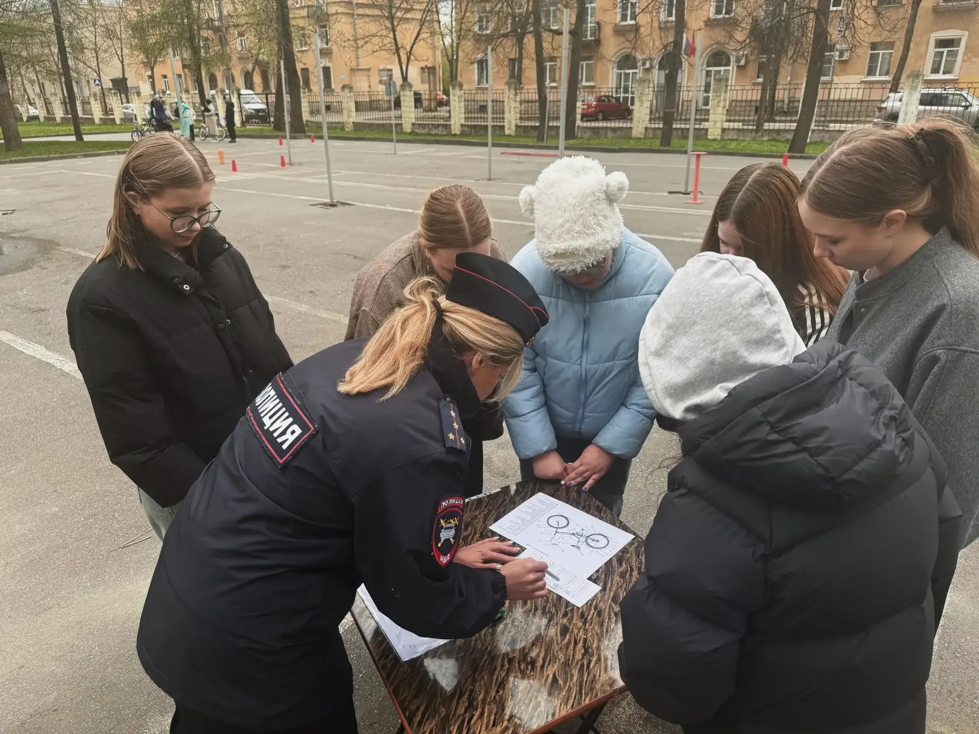 🚦 «Загадки ЮИД» — учимся безопасности вместе!  29 апреля в ДТДиМ прошло яркое мероприятие «Загадки Ю