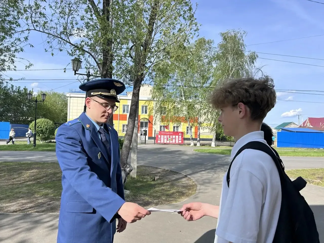 В рамках профилактической работы по обеспечению безопасности дорожного движения прокуратура Шумихинс