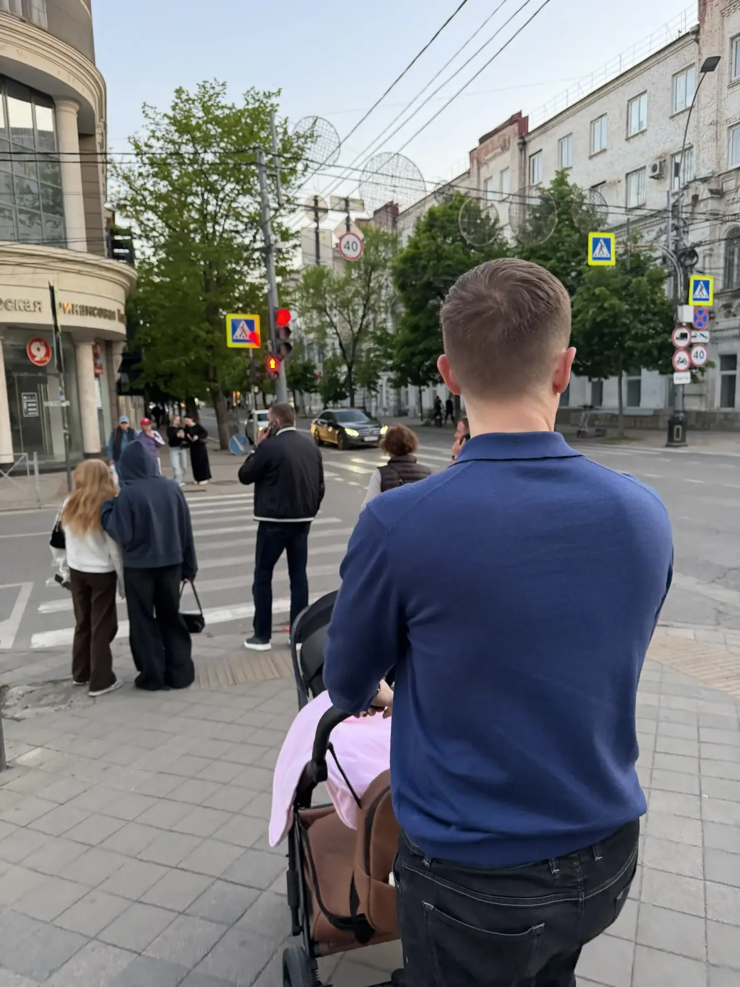 Все эти дни я в Краснодаре не один, а с семьей. Итак редко видимся, поэтому решили поехать вместе.  