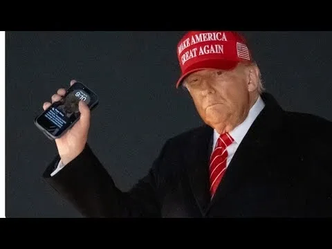 Кто на самом деле публикует посты Трампа?  Вы когда-нибудь задумывались, кто именно нажимает кнопку 