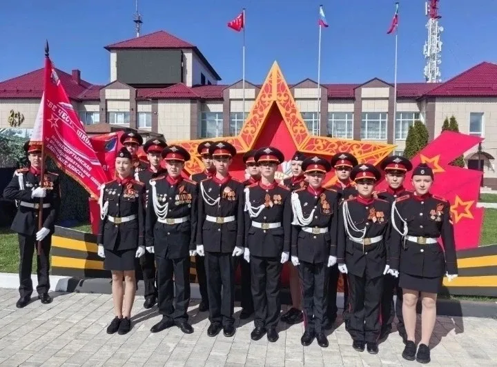 Кадеты из Нижнесортымской школы учились в кадетской школе Татарстана 🎓   Воспитанники кадетских клас