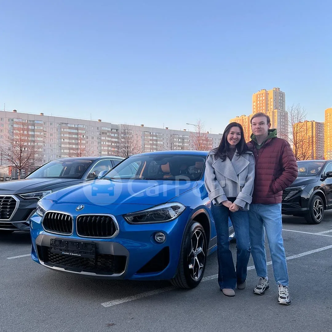 Довольные клиенты со своими новыми автомобилями 🥳  Выдали в Казани: два Nissan Qashqai, Audi A3L, Sk