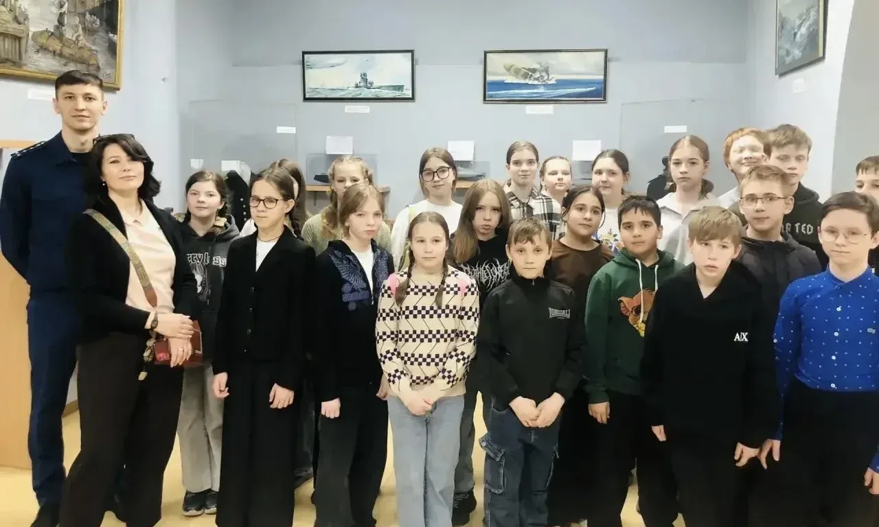 Прокуратура Фрунзенского района г. Санкт-Петербурга организовала для ребят из Центра содействия семе