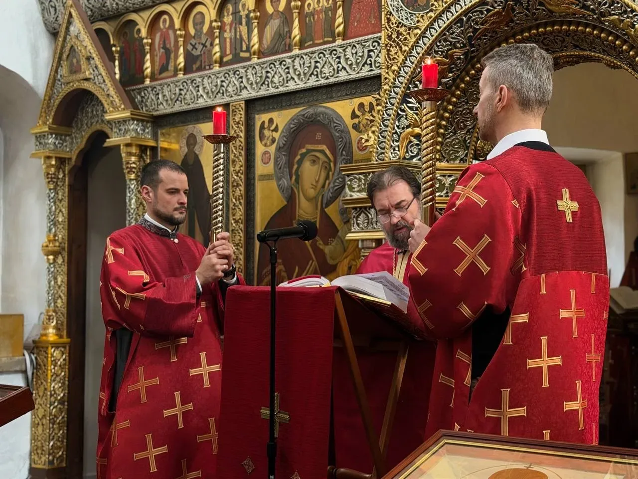 РАСПИСАНИЕ  🔴13/05 (ср) Апостола Иакова Заведеева. 8:00 — Утреня. Божественная Литургия.   🔴14/05 (ч