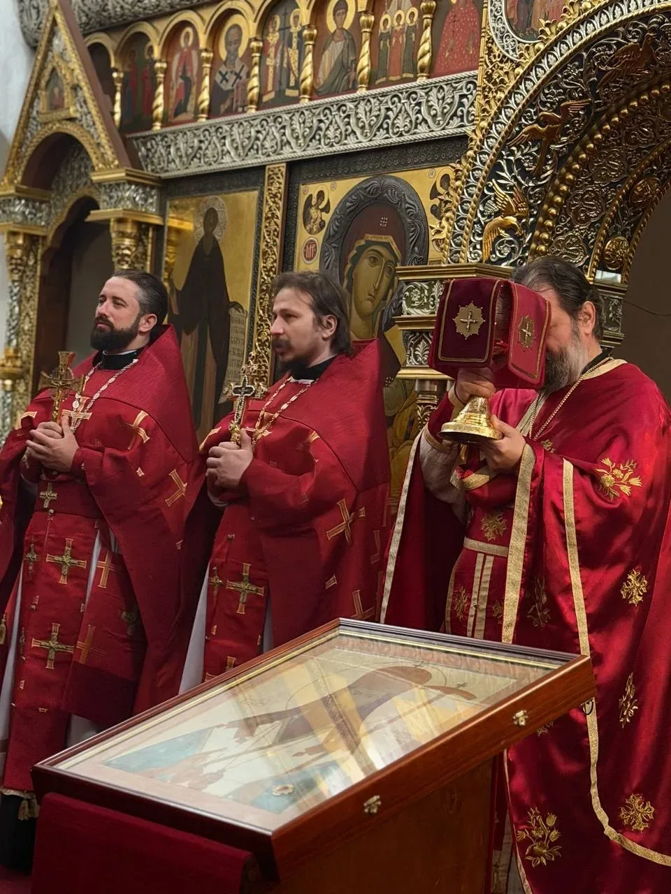 РАСПИСАНИЕ  🔴13/05 (ср) Апостола Иакова Заведеева. 8:00 — Утреня. Божественная Литургия.   🔴14/05 (ч