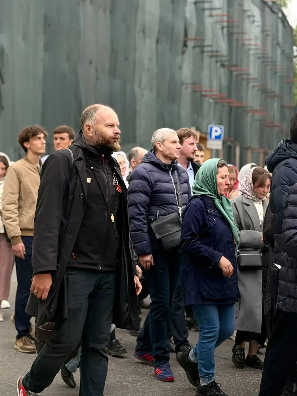 Пасхальная радость: крестный ход в Неделю о самаряныне с молитвой