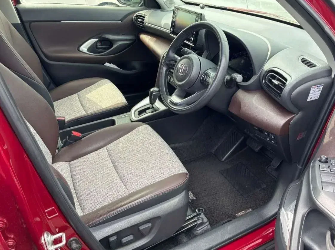 🇯🇵TOYOTA YARIS CROSS 2020 ГОДА  ● ОБЬЁМ: 1490 cc ● МОЩНОСТЬ: 120 л.с.  ● ТОПЛИВО: Бензин ● ПРИВОД: П