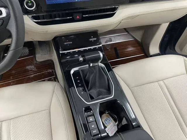 АВТОМОБИЛЬ В ПРОДАЖЕ❗️  🇨🇳WULING VICTORY 2021 ГОДА🇨🇳  ● ОБЪЁМ: 1451 cc ● МОЩНОСТЬ: 147 л.с.  ● ТОПЛИ