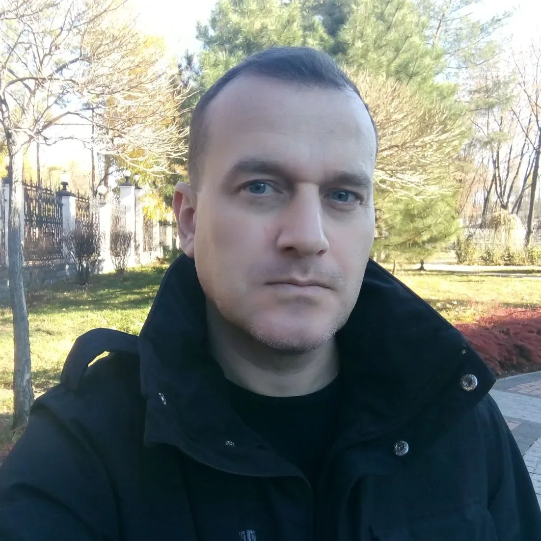Познакомлюсь с девушкой для жизни. Надоело быть мне холостым. О себе скажу, как в антрепризе: «Ещё м