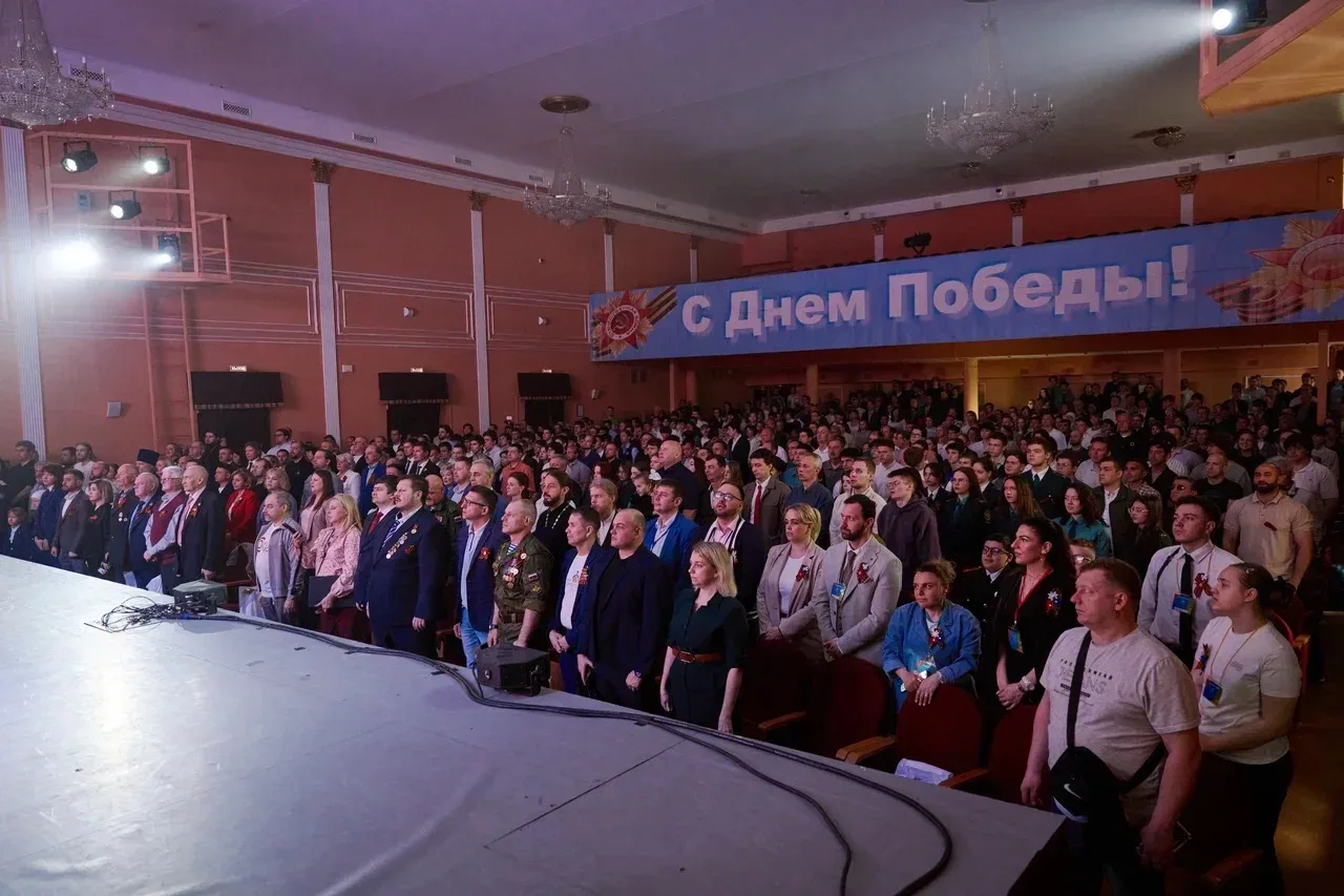 Насколько странные вещи мы называем мужским воспитанием. Мальчику с детства говорят: «не будь тряпко
