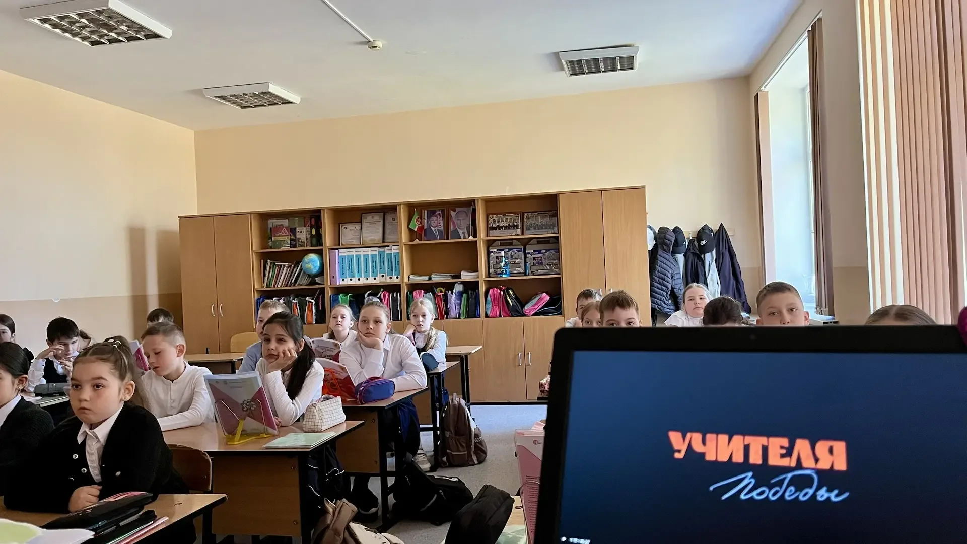 Память, творчество, гордость: как мы готовились к 9 Мая в школе!  В преддверии Дня Победы прошли тро