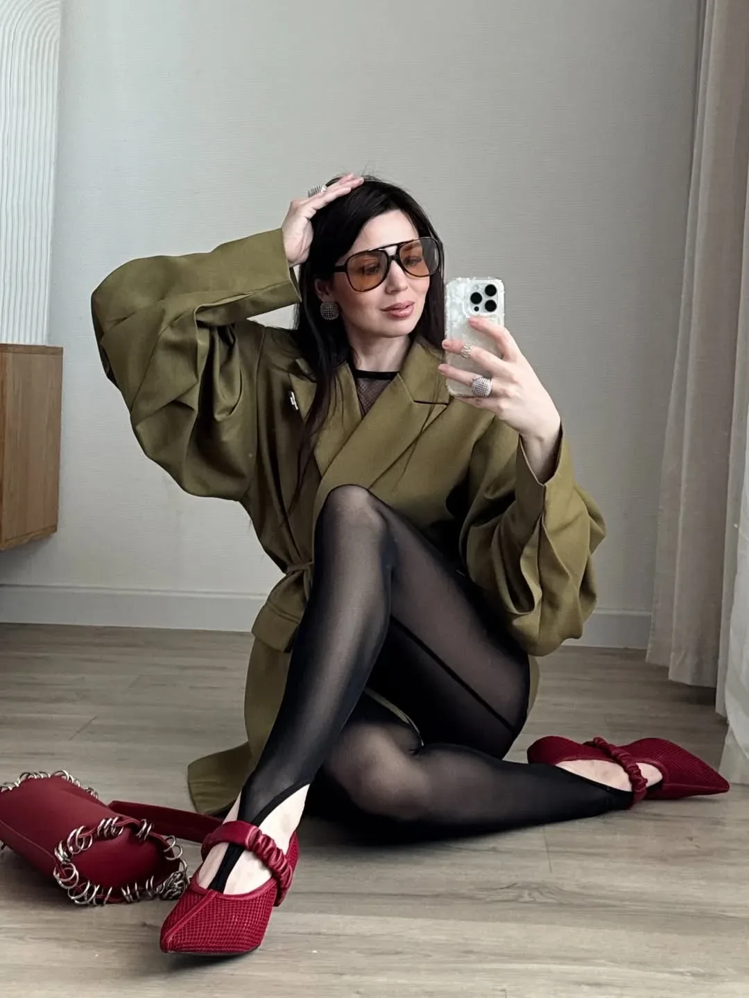 Образы на весну✨  У меня уже целая коллекция обуви и сумок leranena , оказывается✨  Туфли черные кру