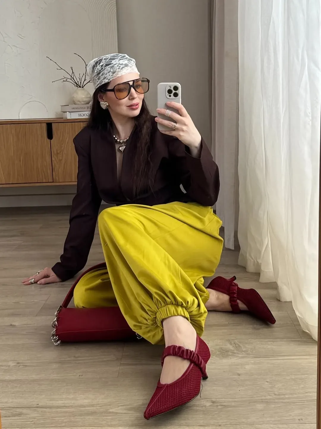 Образы на весну✨  У меня уже целая коллекция обуви и сумок leranena , оказывается✨  Туфли черные кру