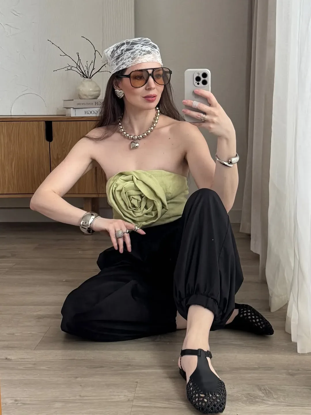 Образы на весну✨  У меня уже целая коллекция обуви и сумок leranena , оказывается✨  Туфли черные кру