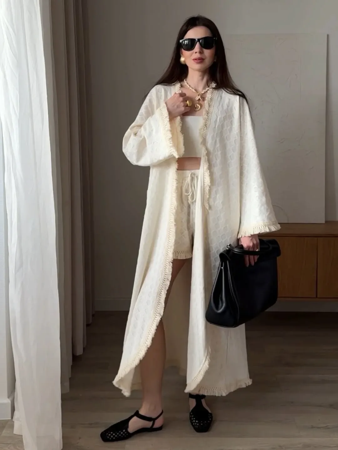 Образы на весну✨  У меня уже целая коллекция обуви и сумок leranena , оказывается✨  Туфли черные кру