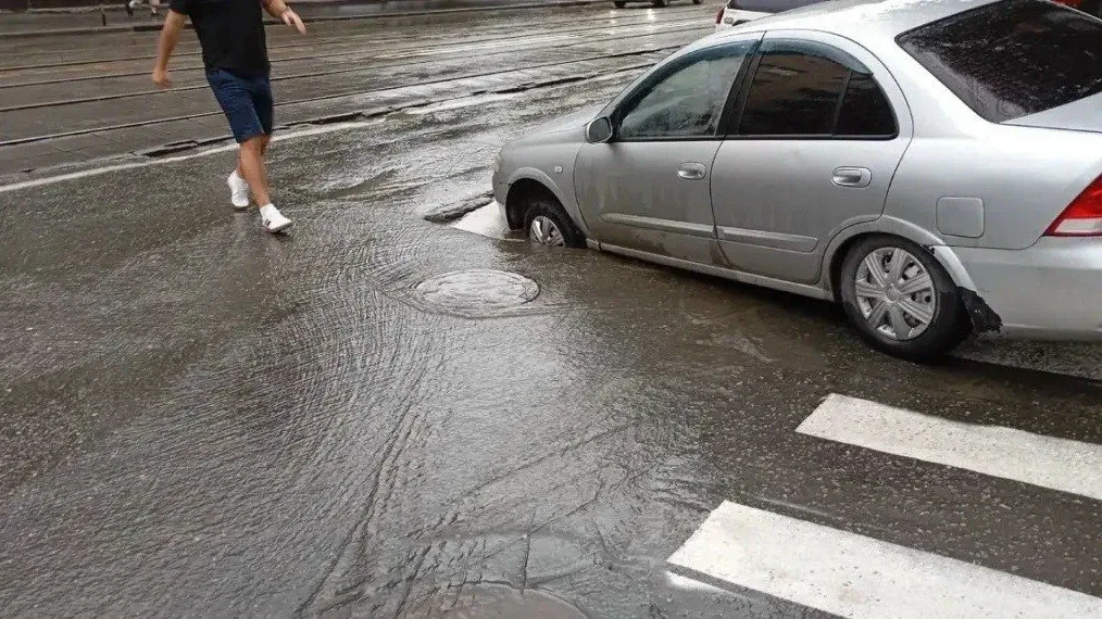 Новосибирские подрядчики устранят сотни дефектов на дорогах города  В городе продолжается проверка д