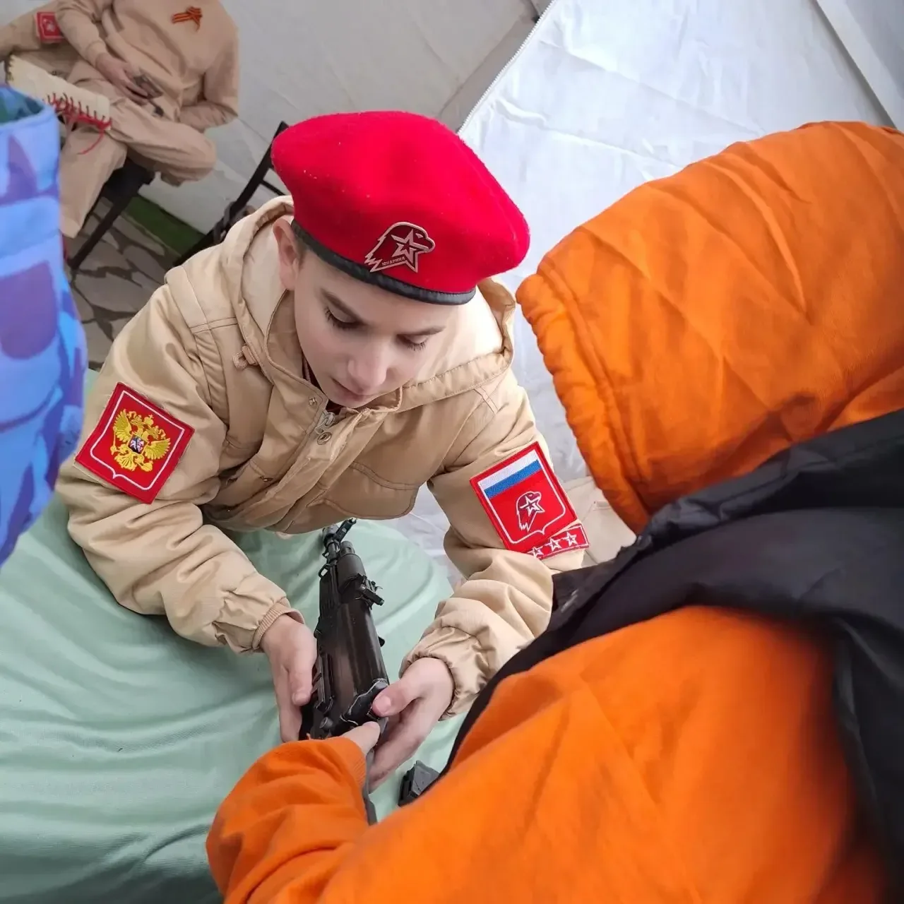 9 мая, Юнармейцы Лесногородской СОШ, Старогородковской СОШ, Жаворонковской СОШ приняли участие в мер