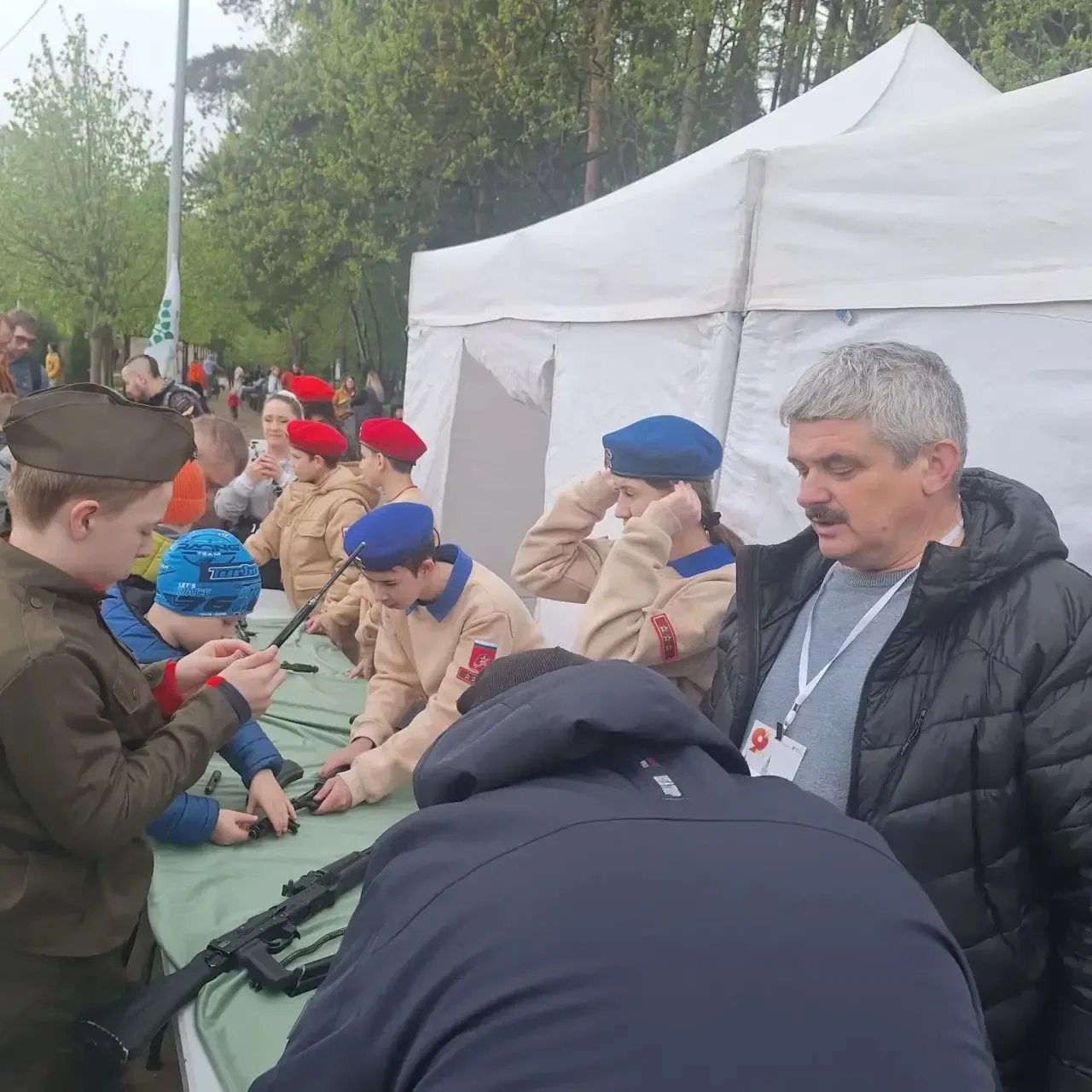 9 мая, Юнармейцы Лесногородской СОШ, Старогородковской СОШ, Жаворонковской СОШ приняли участие в мер