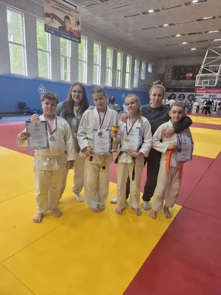 🥋 В Липецке прошли масштабные межрегиональные соревнования по дзюдо «Юный динамовец» для спортсменов
