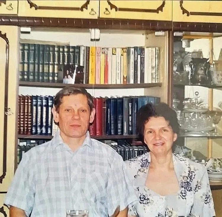 Супружеская пара из Губкина отметила золотую свадьбу 💍  50 лет назад в сердцах Николая Георгиевича и