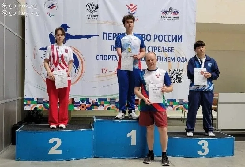 Матвей Логвинов из Губкина выиграл чемпионат России по пулевой стрельбе 🥇  В Казани проходят чемпион