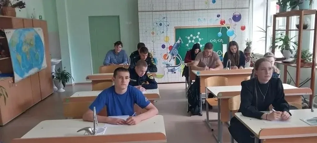 🌲 На базе губкинских школьных лесничеств прошёл отборочный этап лесной олимпиады. Участвовали ребята